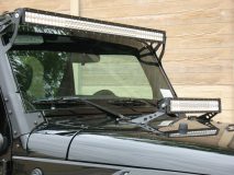 American_Custom_Jeep_BlackHawk_14