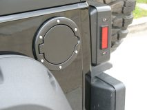 American_Custom_Jeep_BlackHawk_22