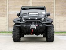 American_Custom_Jeep_BlackHawk_7