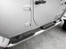 American_Custom_Jeep_Captain_Silver_15