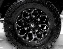 American_Custom_Jeep_Diamond_Black_16