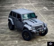 Kevlar-coated-Jeep-2tone