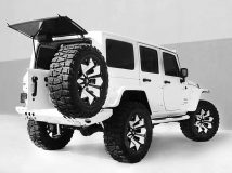 American_Custom_Jeep_StormTrooper_7
