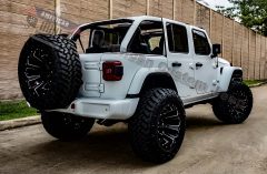 White-Raider-JL_10